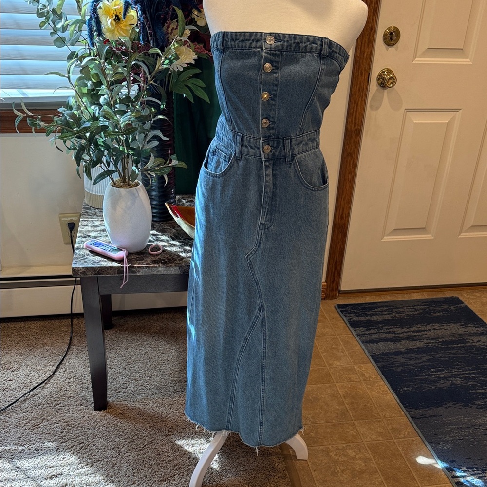 Forever 21 Blue Strapless Denim Dress